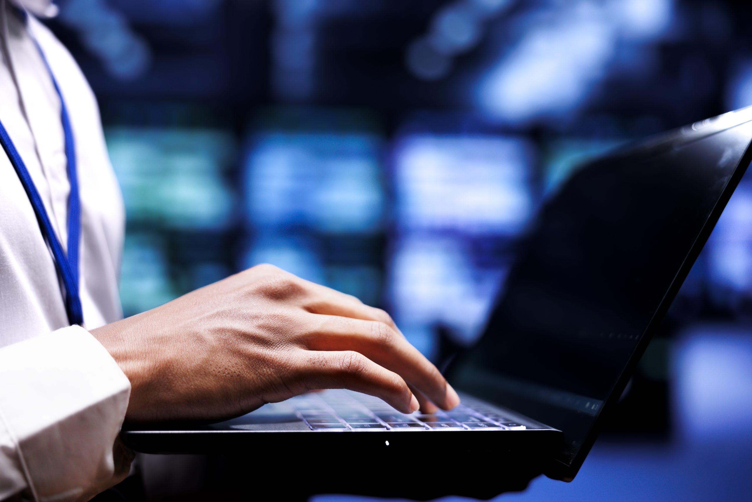 خدمات التركيب والصيانة